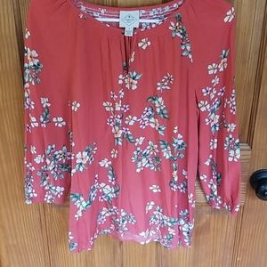 EUC Ladies St John's Bay coral top size Small